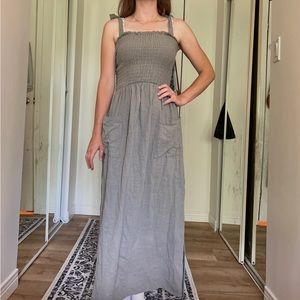 *SOLD* | Smocked tie sleeve maxi dress
